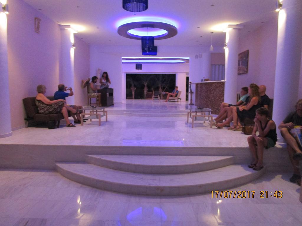 Saint Konstantin Beach Apartments Stegna Exterior foto